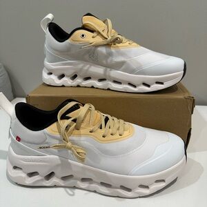 Loewe White and Tan Athletic Shoes